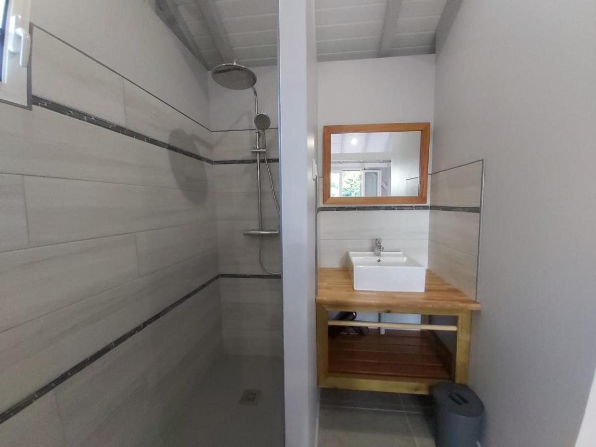 דסהייס Caraibes Cottages Corail Piscine Privee A 900M De La Plage De Grande Anse מראה חיצוני תמונה